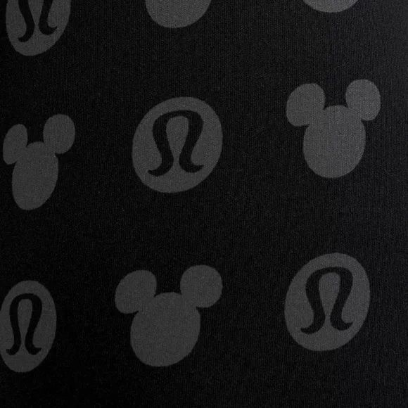 NWT DISNEY X LULULEMON WUNDER TRAIN TIGHT 25” Classic Black size: 6 - Picture 2 of 6